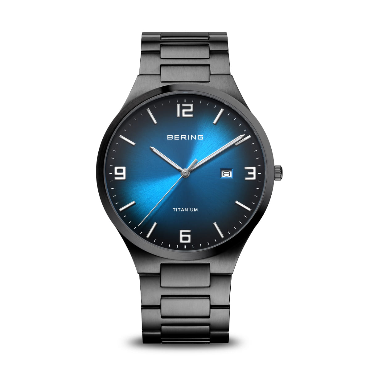 Bering Herrenuhr Titanium Schwarz-Blau 15240-727